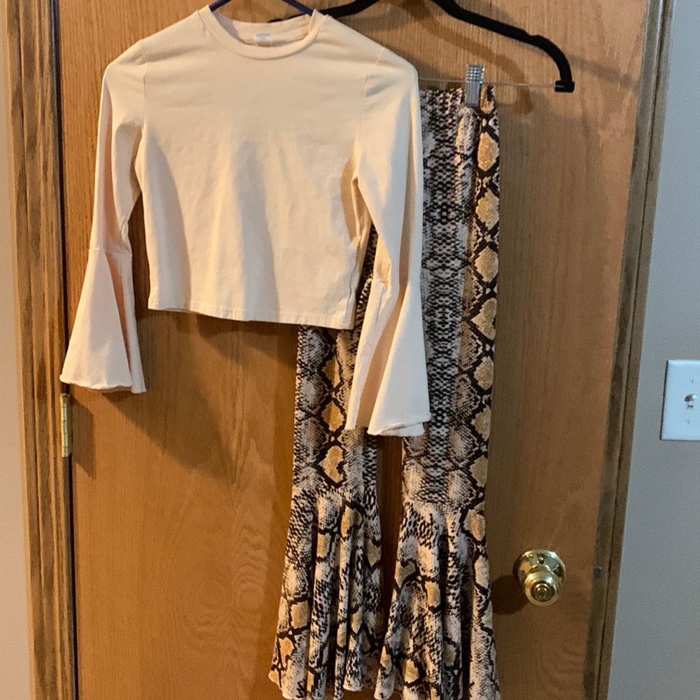 Halloween Groovy Costume